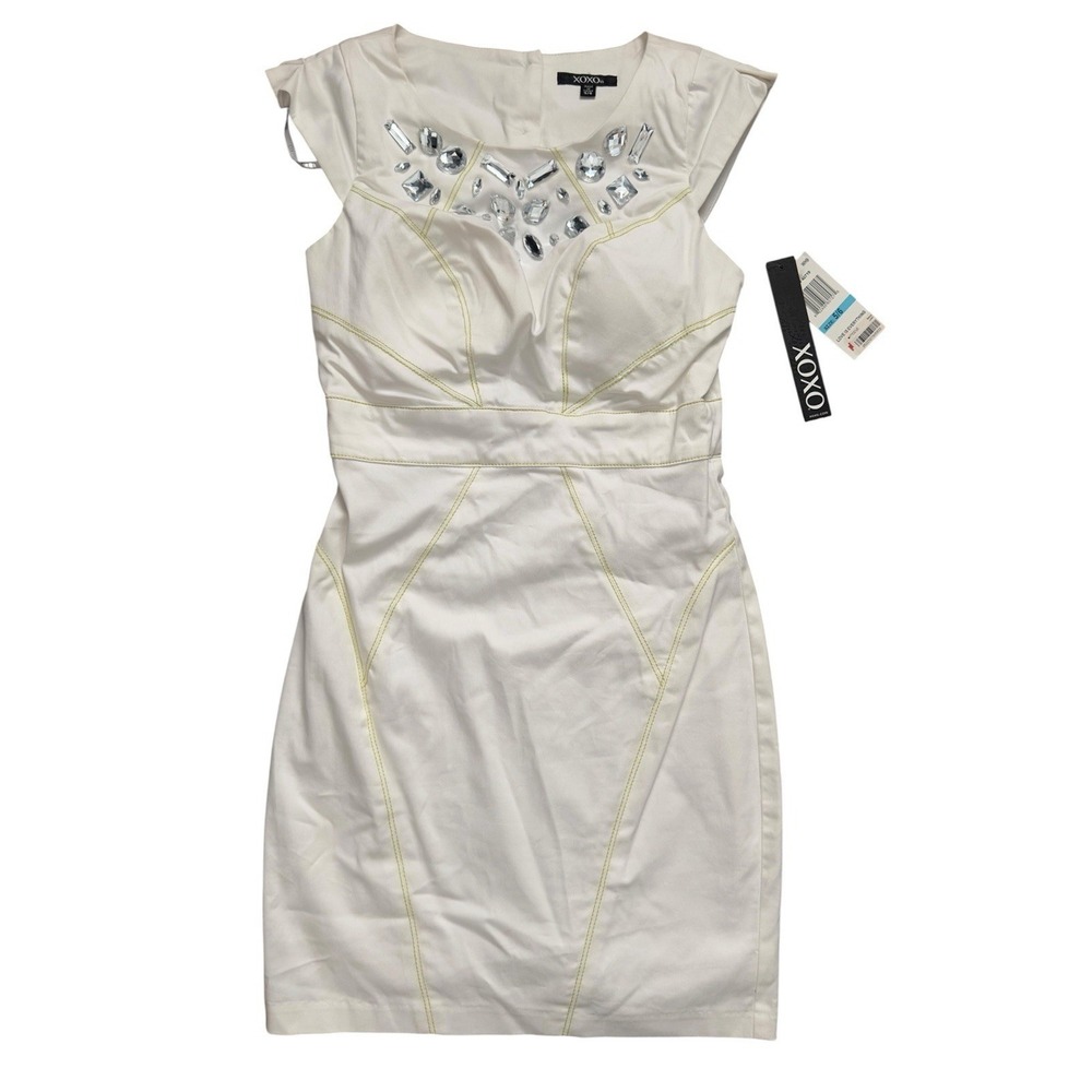 XOXO Off White Bodycon Dress Sz 5/6 Rhinestone Jewel Embellished Mini Chartreuse